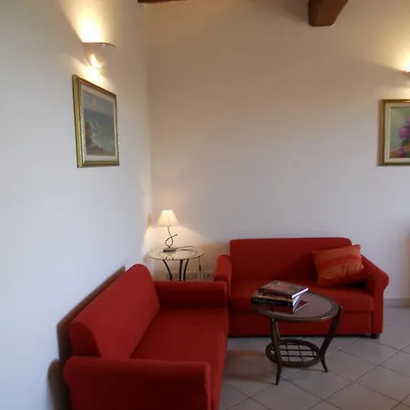Apartman La Scuola Di Furio Fucecchio